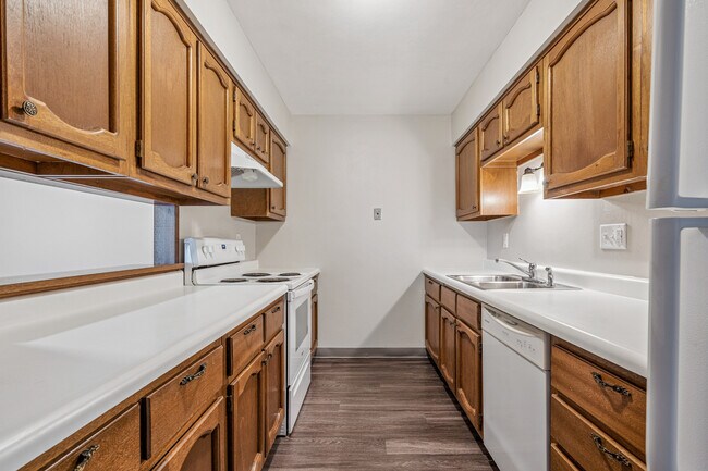 Building Photo - Whispering Meadows Condominiums
