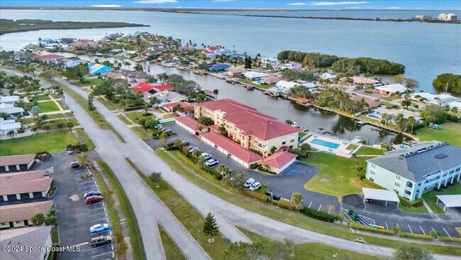 Building Photo - 300 S Banana River Blvd