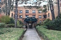 Building Photo - 2 Greenridge Ave