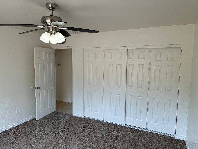 Building Photo - 2213 W Riviera Dr
