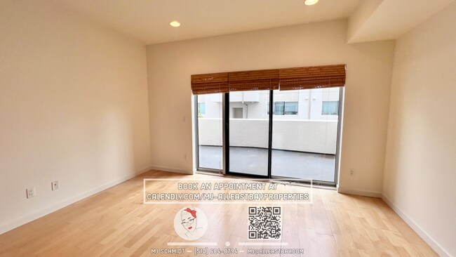 Building Photo - Contemporary three-story Live/Work Townhou...