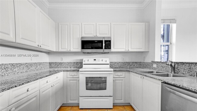 Building Photo - 10863 NW 85th St