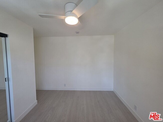 Building Photo - 1411 Innes Pl