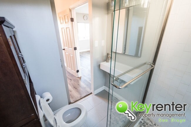 Building Photo - North Park Cozy Front Home of Duplex (full...