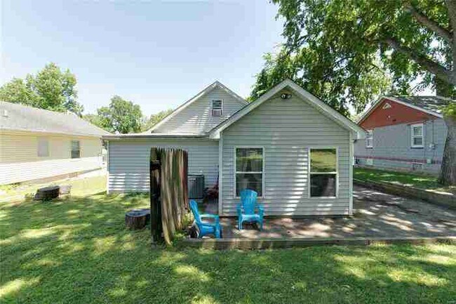 Building Photo - 815 Cornell Ave