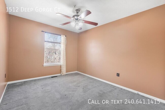 Building Photo - 1512 Deep Gorge Ct