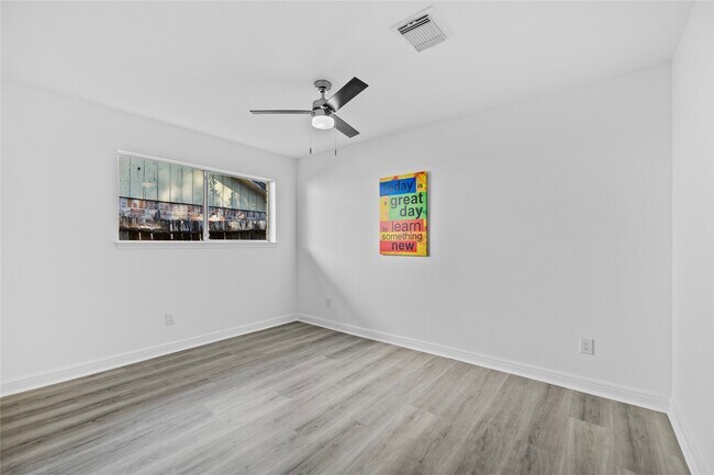 Building Photo - 11423 Hazen St