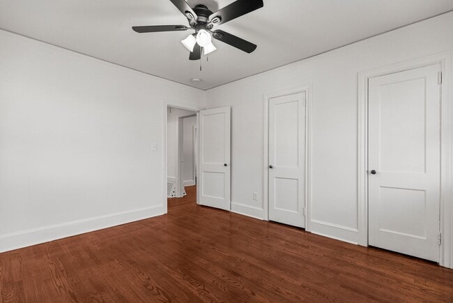 Building Photo - 202 Robinson St