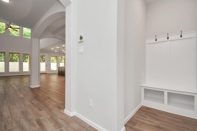 Building Photo - 5838 Turquoise Hl