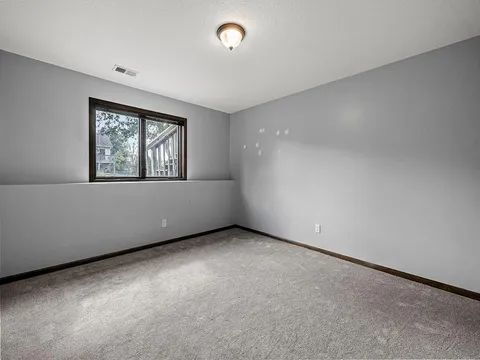 Building Photo - Charming 4-Bedroom Home in Waconia with Spacious 2,140 Sq Ft Living Space!