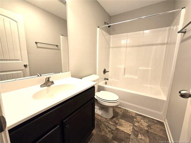 Building Photo - 2278 Lakewell Cir