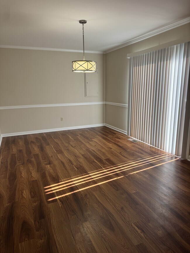 Building Photo - 1017 Baccharis Dr