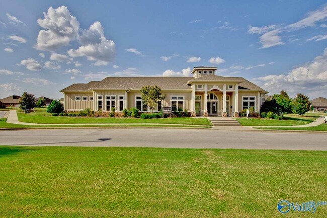 Building Photo - 846 River Landing Blvd SW