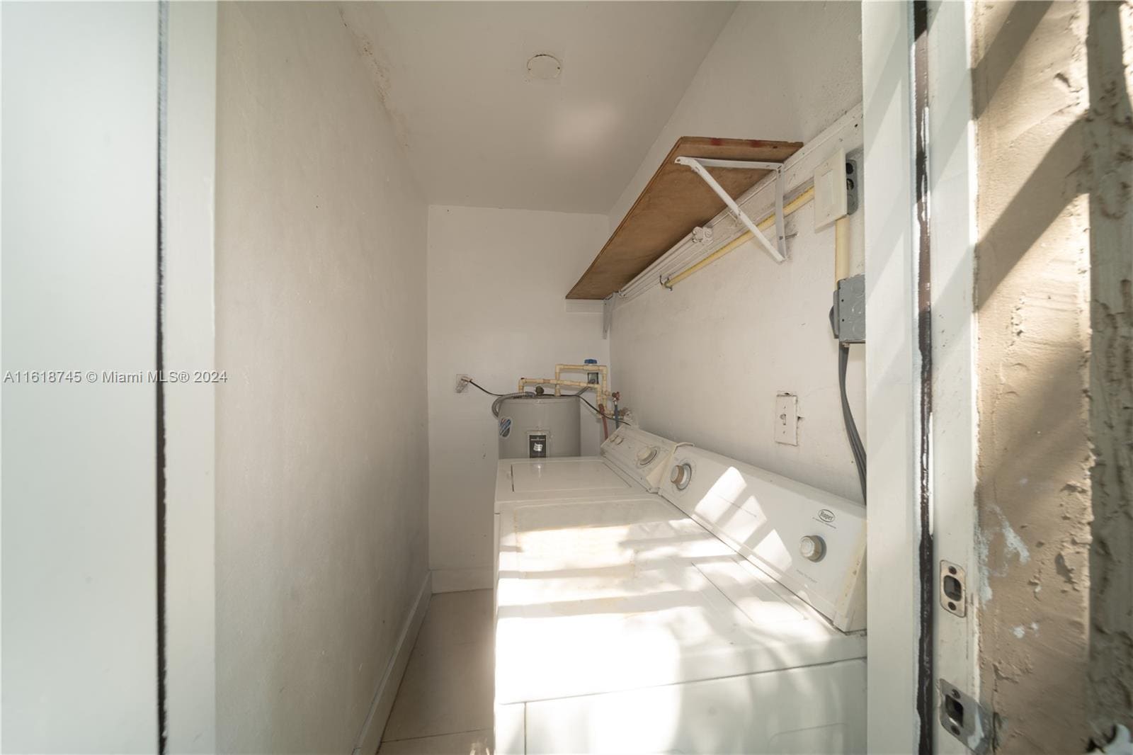 Building Photo - 5545 NW 3rd Ave