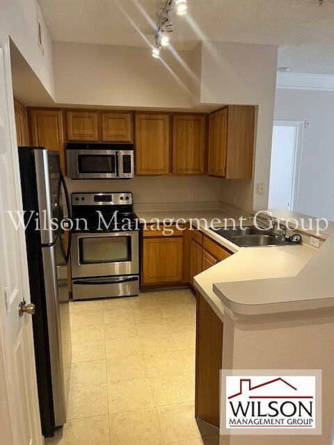 Building Photo - 13037 Mulberry Park Dr