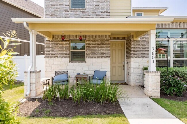 Building Photo - 7801 Frida Bend