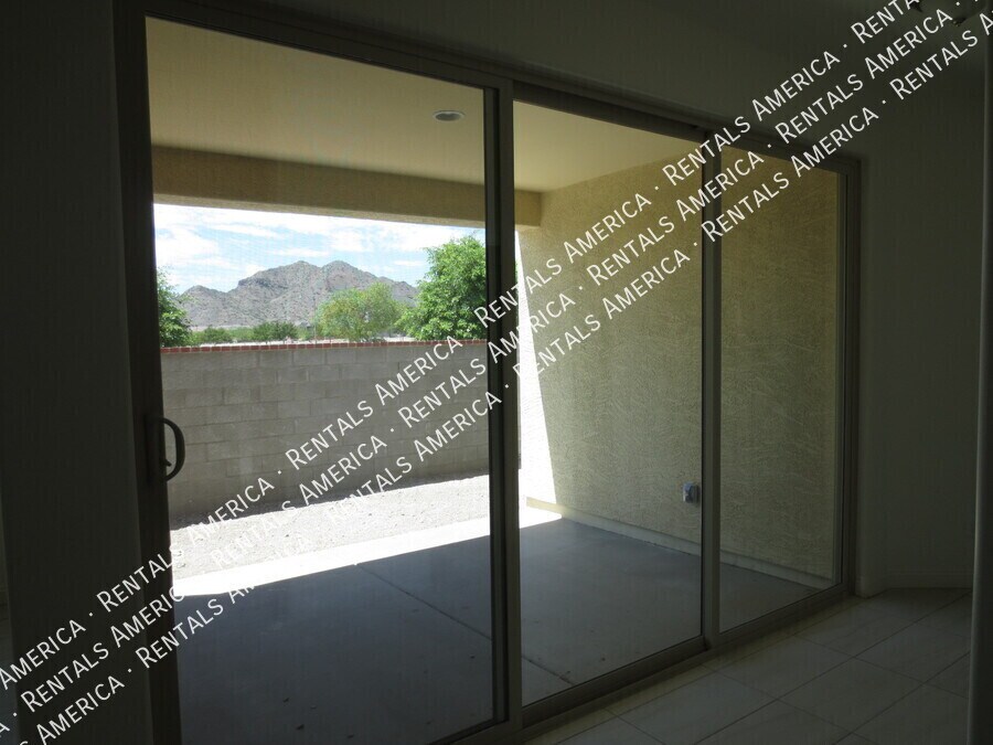Building Photo - 20756 W Legend Trail