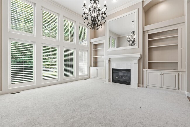 Building Photo - 9638 Zarda Dr
