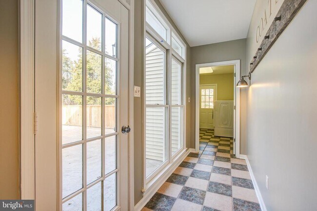 Building Photo - 710 Parrish Farm Ln