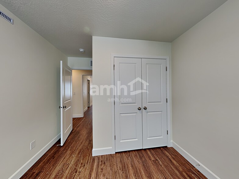 Building Photo - 6033 W Copperhawk Dr