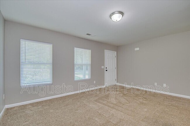 Building Photo - 3549 Pebble Creek Dr