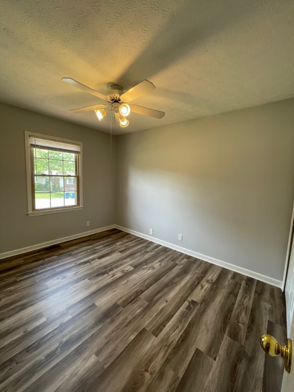 Building Photo - 1601 Rhode Ct