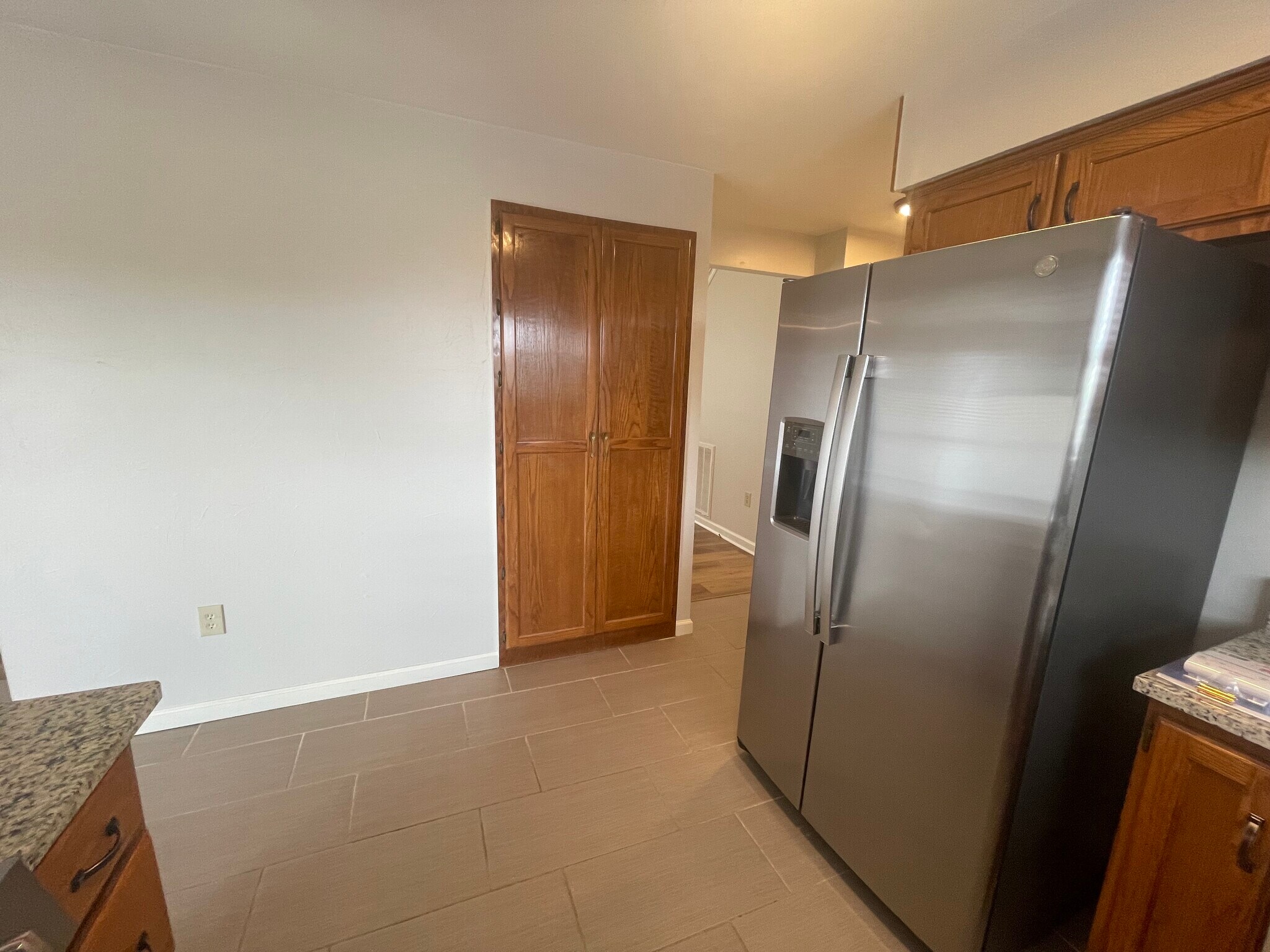 Building Photo - 66 Woodlore Cir