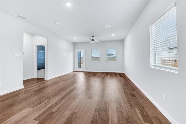 Building Photo - 1000 Knox River Dr