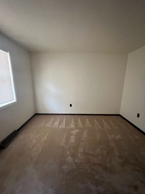 Living Room - Maple St Apartments