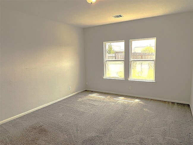 Building Photo - 14302 Beach Pine Trail
