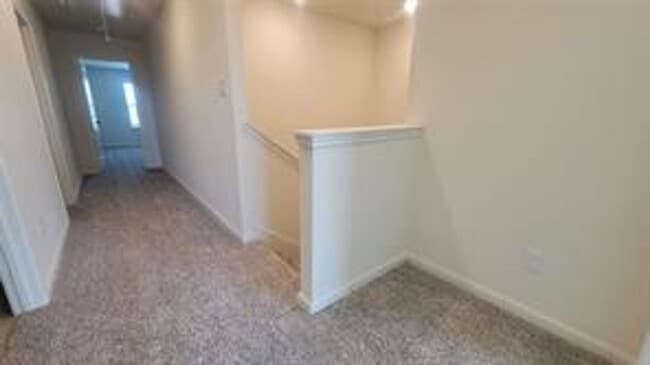 Building Photo - Stunning and Spacious 3-bed, 2.5-bath new ...