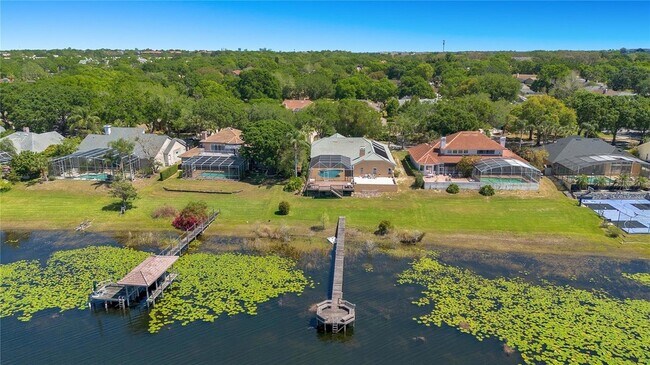 Building Photo - 6719 Fairway Cove Dr