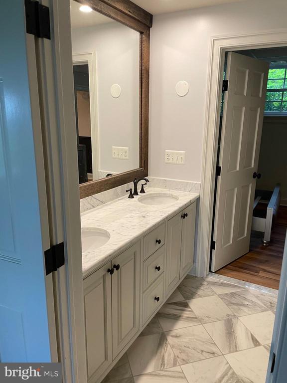 Building Photo - 3317 Black Rock Rd