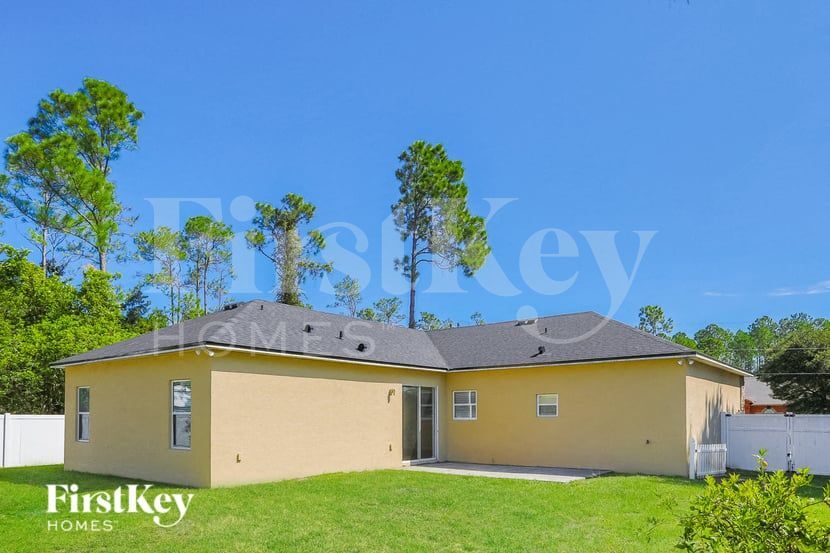 Building Photo - 6 Llobell Pl