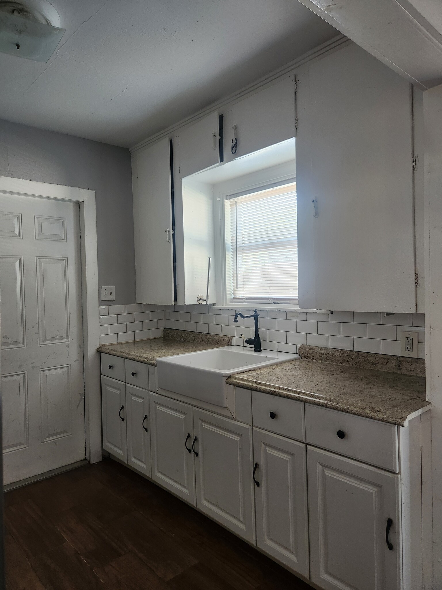 Kitchen Cabinet - 2927 38th Ave N