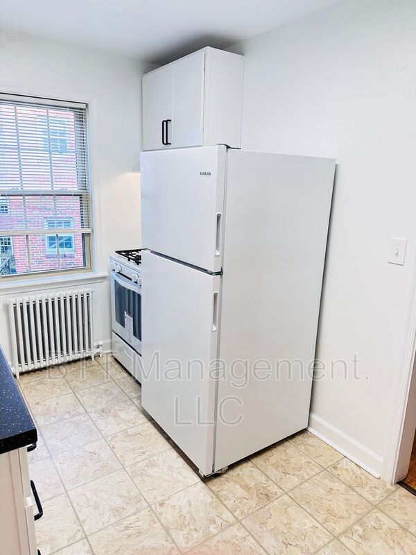 Building Photo - 8310 Garland Ave