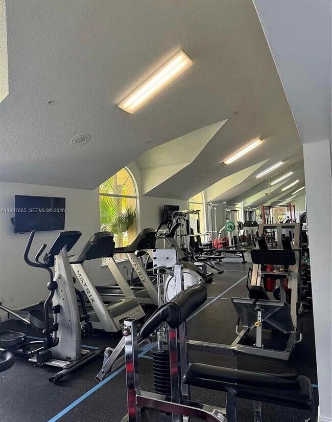 Building Photo - 12620 Vista Isles Dr