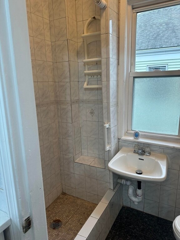 Building Photo - 656 Washington St