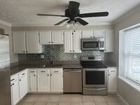 Building Photo - 19048 Partridge Wood Dr