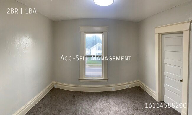 Building Photo - 1311 Alpine Ave NW