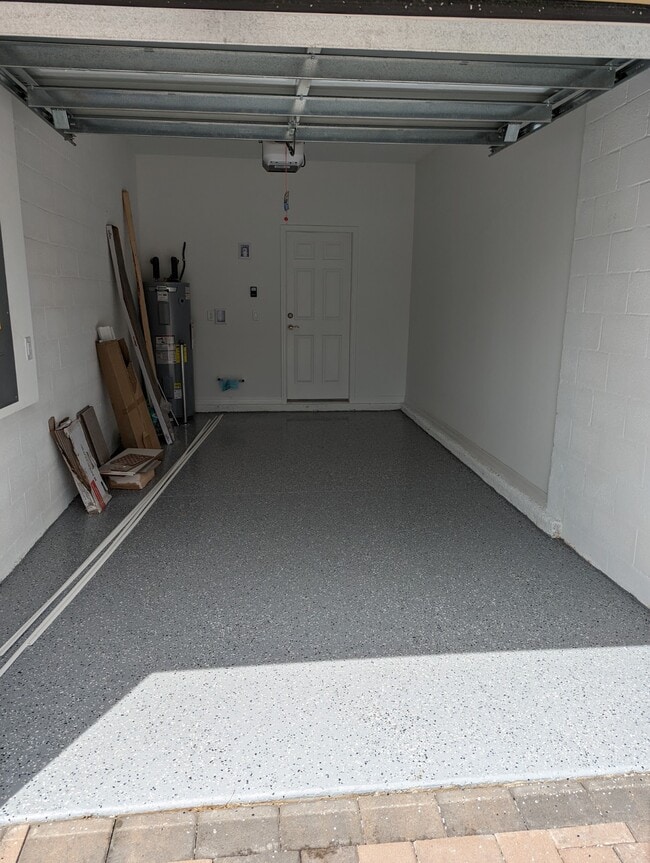Building Photo - 30107 Southwell Ln