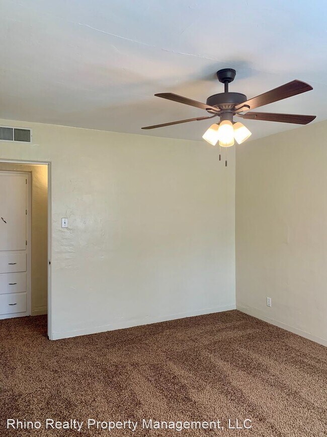 Building Photo - 3 br, 2 bath House - 2227 Utah St NE