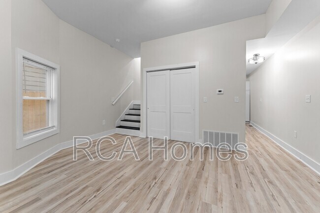 Building Photo - 37 N Walcott St