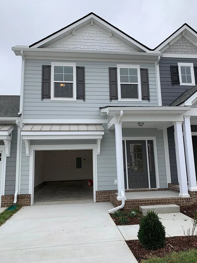 Primary Photo - 2043 Orangery Dr