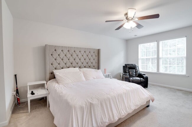 Building Photo - 8992 Ringview Dr