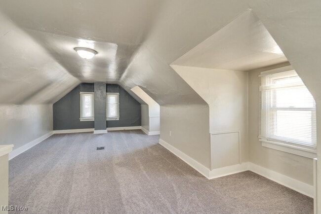 Building Photo - 920 Bloomfield Ave