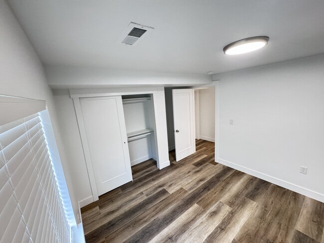 Building Photo - 4214 1470 N