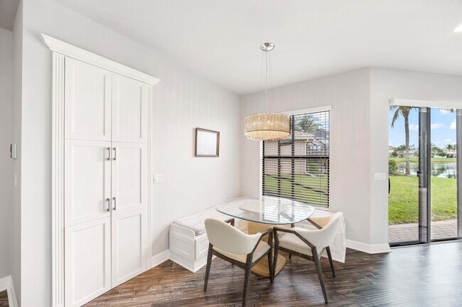 Building Photo - 2875 Cinnamon Bay Cir