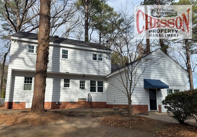 Building Photo - 1121 Forest Hills Rd NW