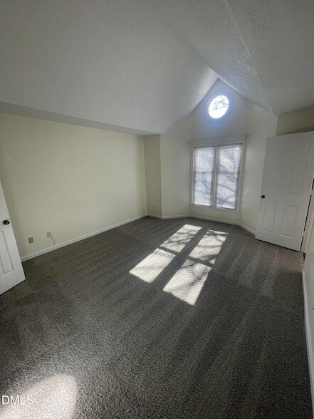 Building Photo - 720 Bishops Park Dr